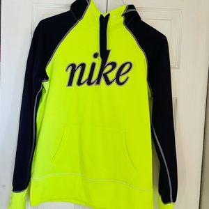 Nike therma-fit hoodie